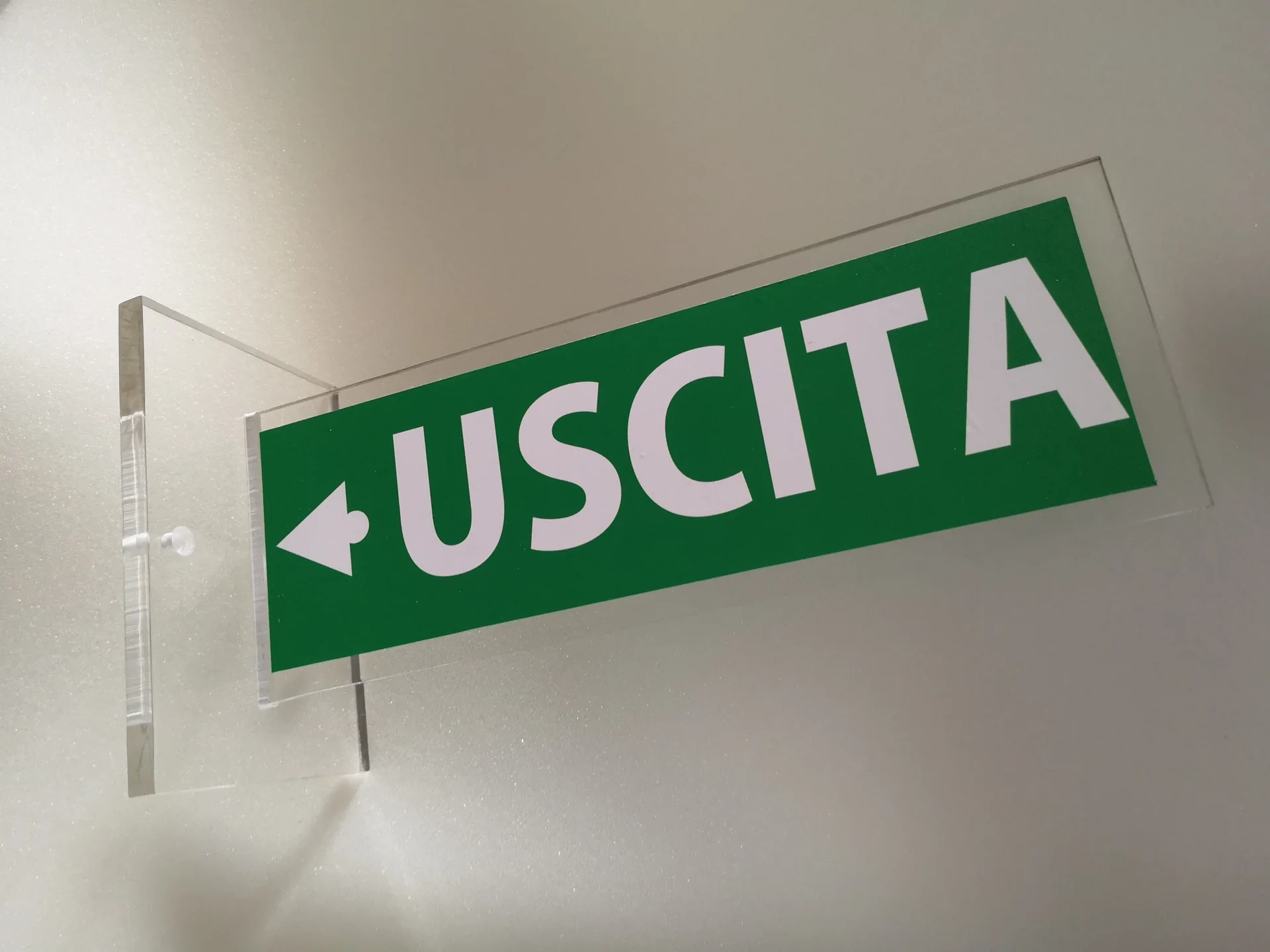 Segnaletica di uscita in plexiglass