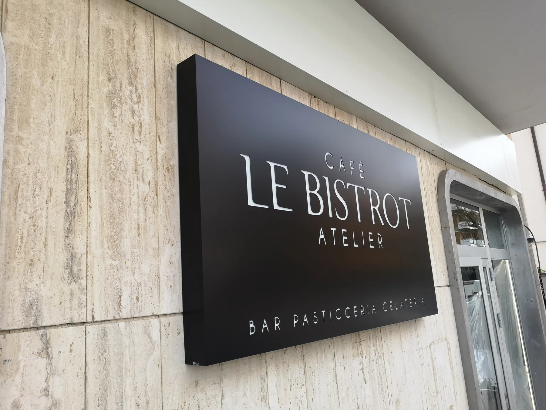 Insegna Café Le Bistrot Atelier